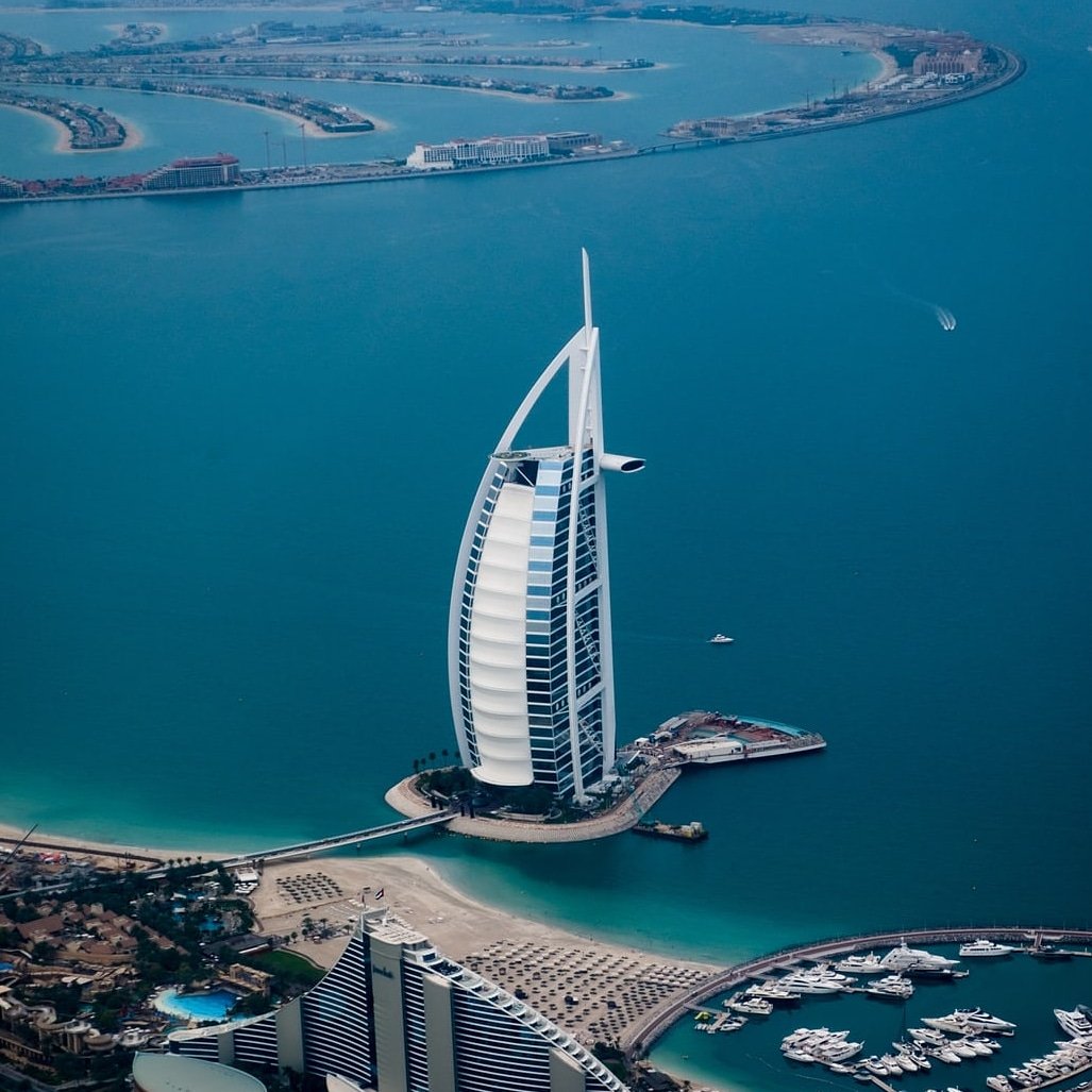 holidopedia's tweet photo. One of the Luxurious Hotel in the world.📍Burj Al Arab
Situated on its own artificial island, Burj Al Arab features ultra-luxurious suites overlooking the sea.
#holidopedia #holiday #burjalarab
#visitdubai #dubaidmc #dubailife #dubaitag #dubaipackage #b2bdmc #dmcdubai #hotels https://t.co/tG9oxEivw2
