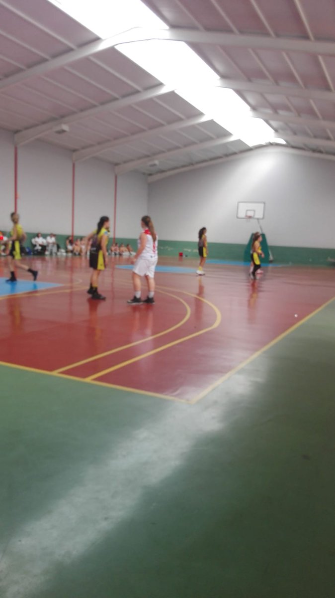 En Jesuitas pudimos ver dos <a href="/bfemeninoleon/">B.F. León</a> vs. @CDSanIsidro , el junior y el cadete 04