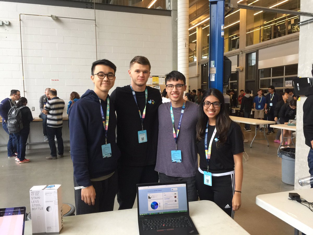 SeherSarin's tweet photo. StatBook had a blast at #HackTheNorth !! https://t.co/gRTpmMr9sj