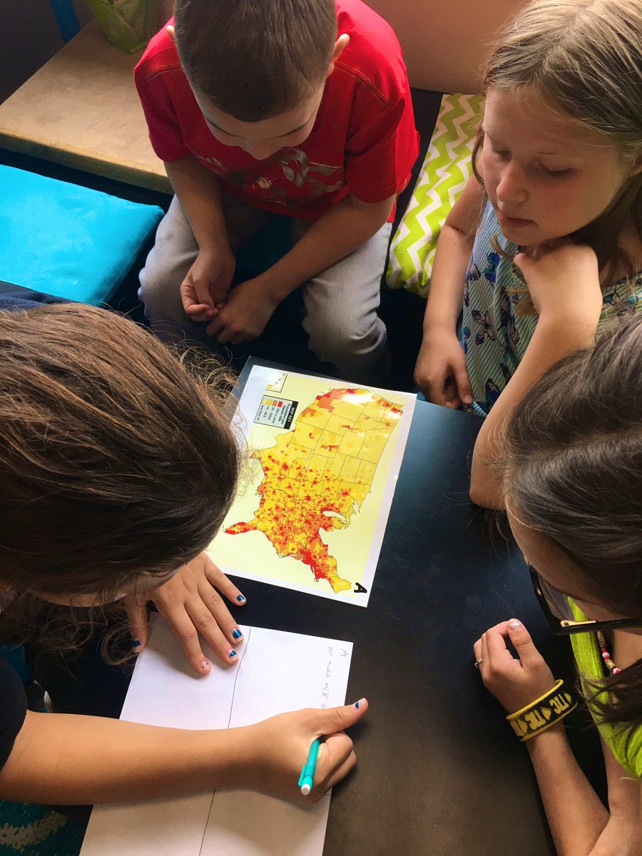 MrsLafrenz's tweet photo. Inquiry Lesson #2 - What do we notice about these maps? What information do they provide that could lead us to why and how the states were divided into regions? #sepolk #inquirydesignmodel https://t.co/g2sVTaVSFN