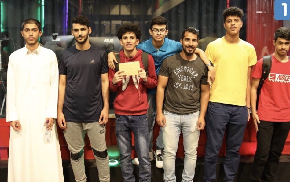 WoLz eSports tweet media