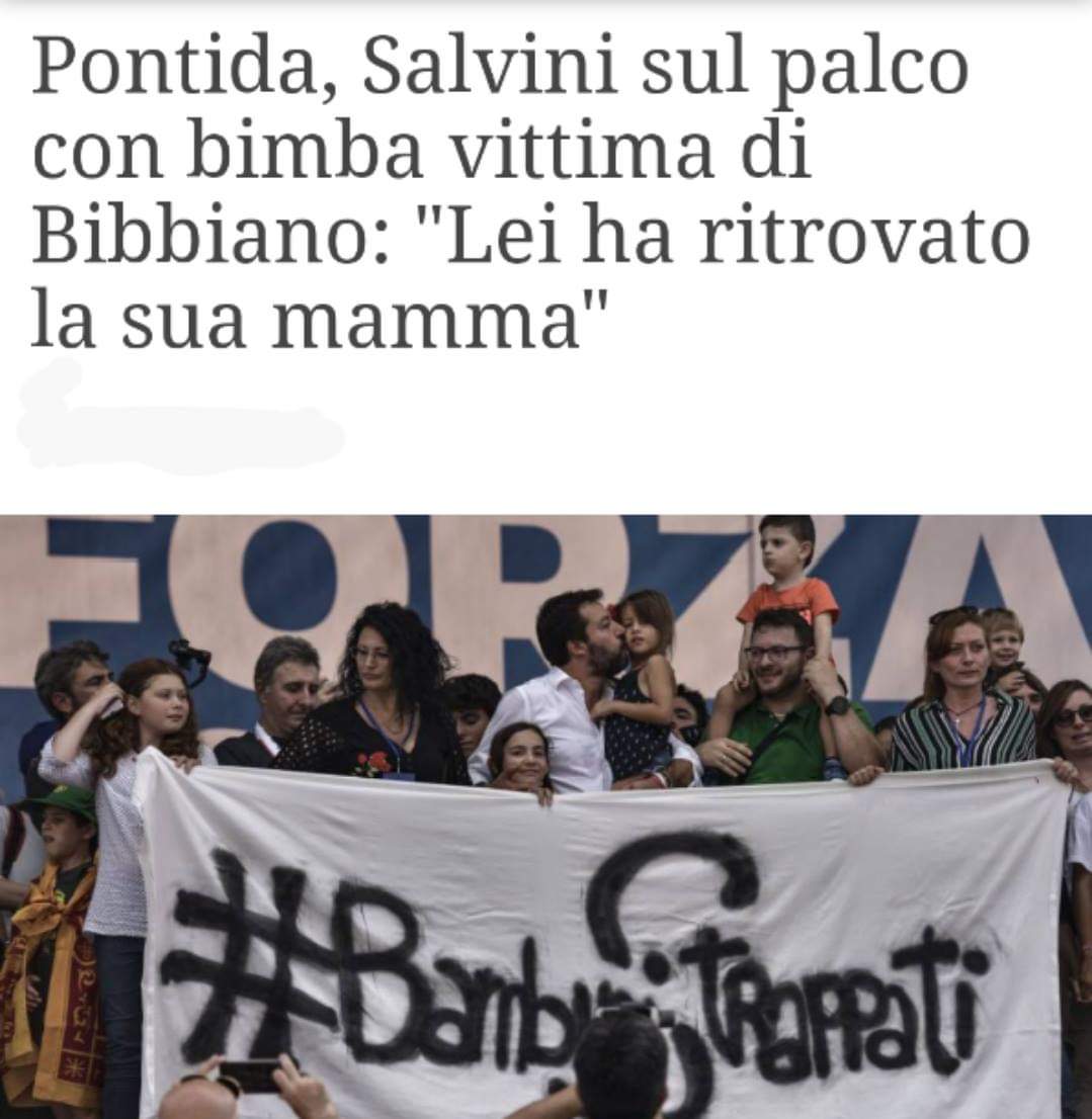 ViolaCarofalo's tweet photo. Non vuoi che si speculi sulla pelle dei minori? Giusto.
Inizia col non portare una bambina sul palco di #Pontida.

#Salvini #LegaNord #Pontida2019 #15settembre https://t.co/nPTPBgH5LX