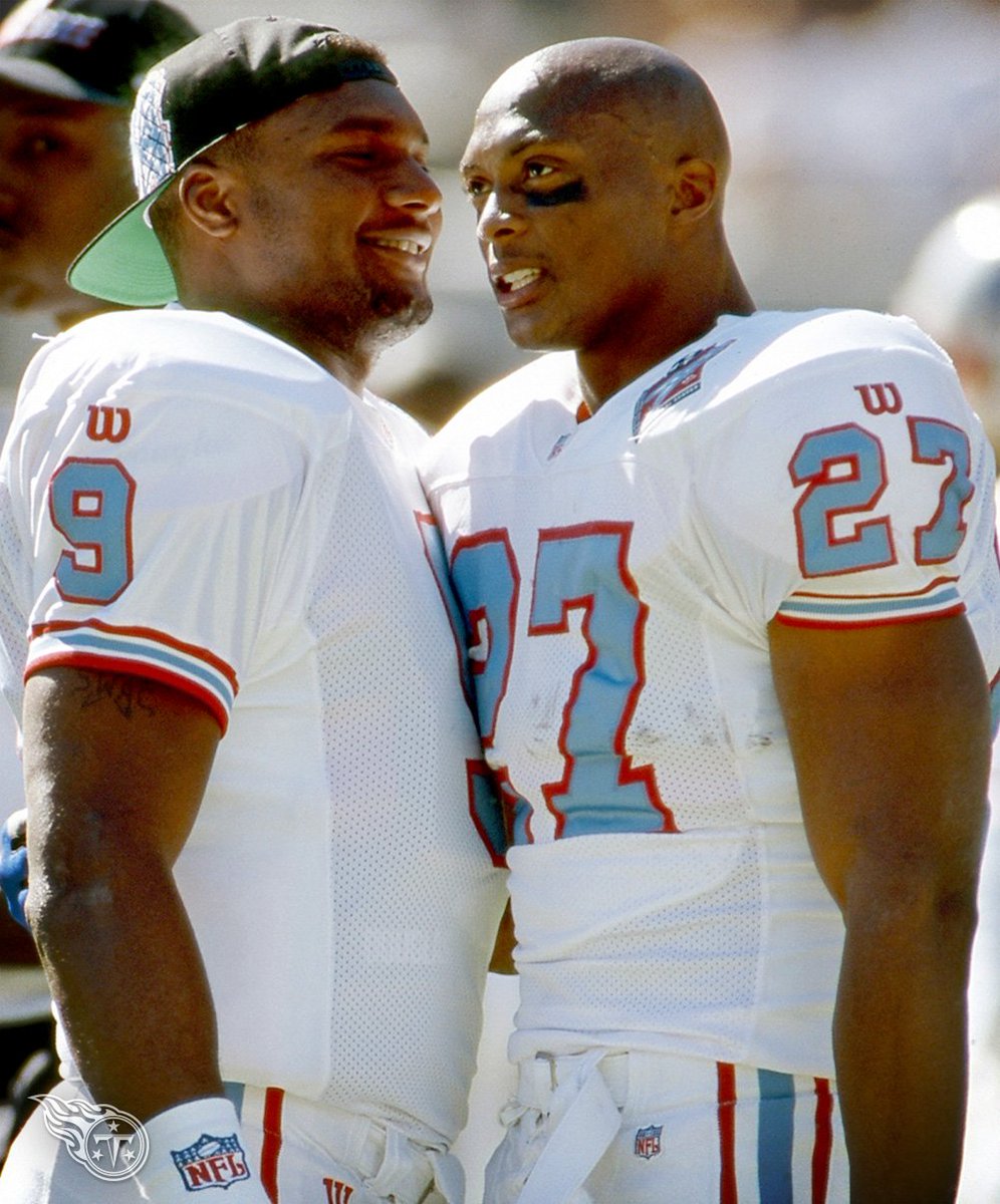 Titans's tweet photo. 9 and 27 will never been worn again. 🙏🏽 https://t.co/uFkbbGDdgV