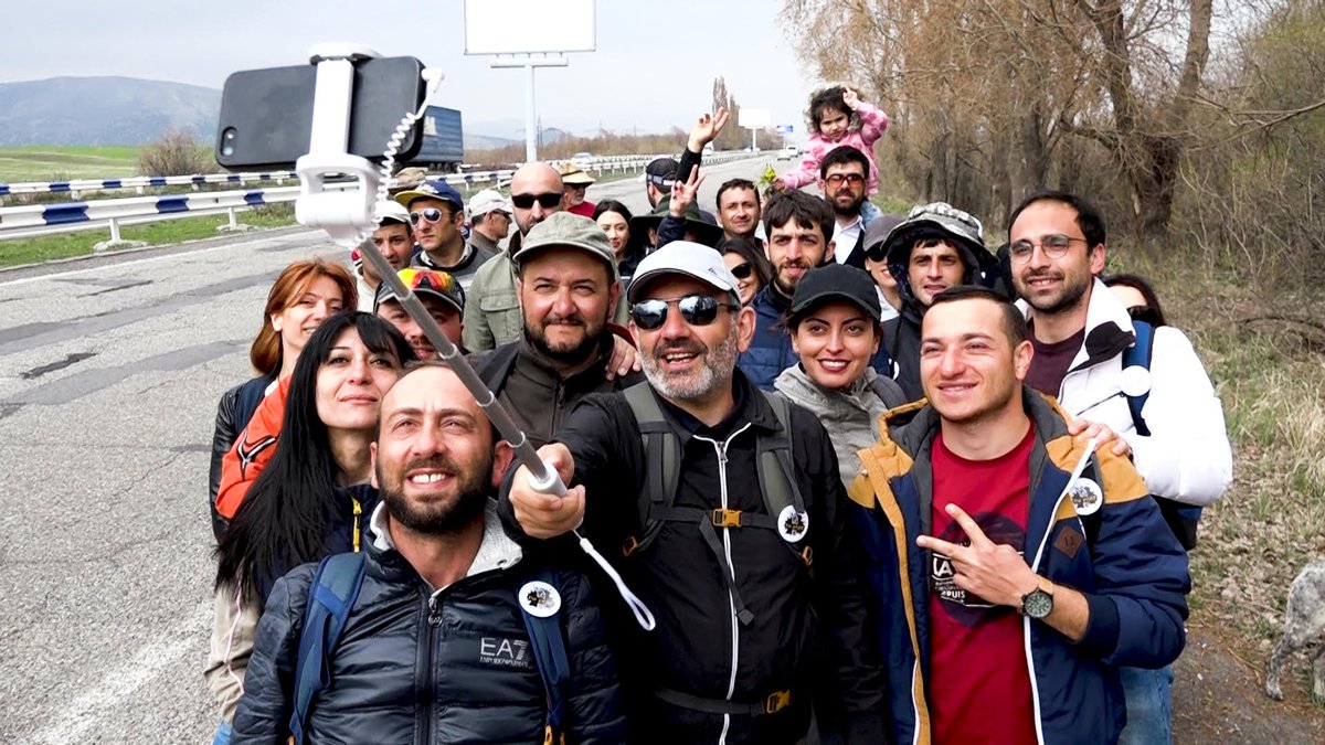 TIFF_NET's tweet photo. A little ❤️for the #TIFF19 @Grolsch_Global People’s Choice Documentary Feature Award runner-ups 👇

1st runner-up: Garin Hovannisian’s I AM NOT ALONE
2nd runner-up: Bryce Dallas Howard’s DADS https://t.co/o1YxbmX16R