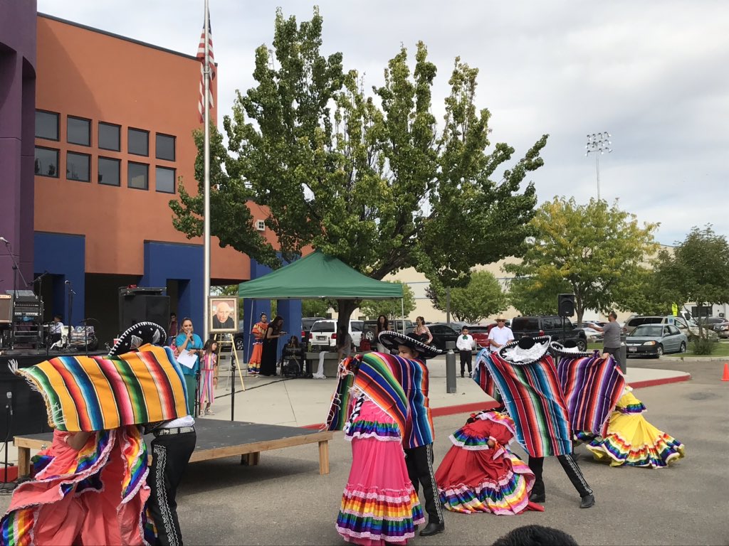 Thank you Oyamel, Ballet Folklorico, for the beautiful dances today!