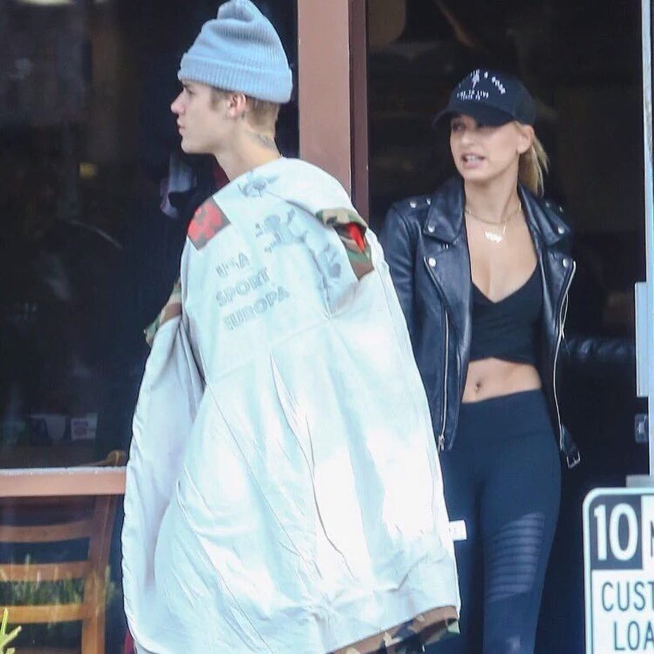 January 11, 2016: Hailey and Justin leaving a restaurant in Beverly Hills, California.