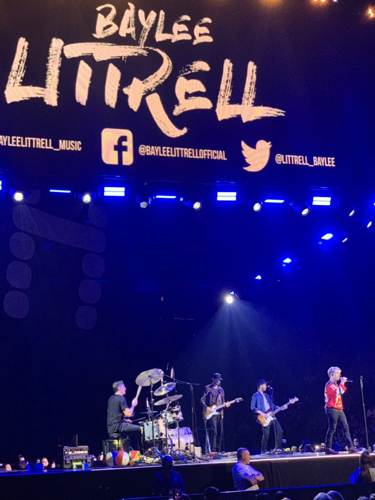 joealtenau's tweet photo. That @NJDevils jersey is looking pretty good as @littrell_baylee opens for the @backstreetboys at @PruCenter tonight! #BSBPru #BSBDNA https://t.co/exR3nECk1y