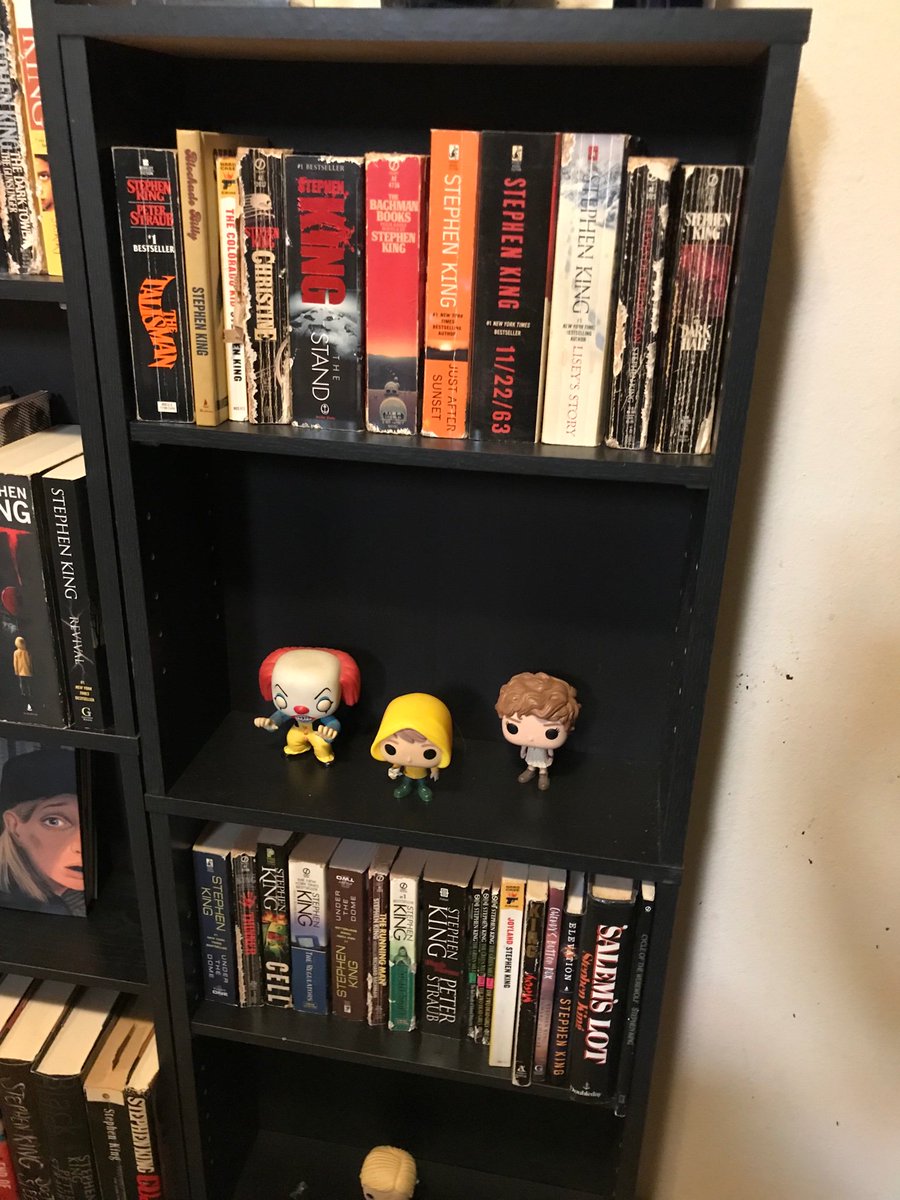 gino_ga's tweet photo. My full @StephenKing collection I’ll add the rest in the comments https://t.co/R0Dkhjr7Gg