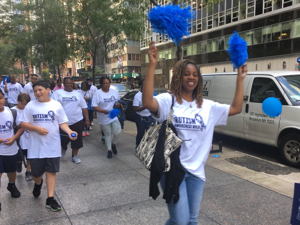 CelinaCav2015's tweet photo. Great day walking &amp; raising awareness with the Goodwill NYNJ team at todays NYC Autism Speaks Walk #GoodwillNYNJ #MoreThanThrift #AutismAwareness @AutismSpeaksNYC https://t.co/bjpb6hZohX