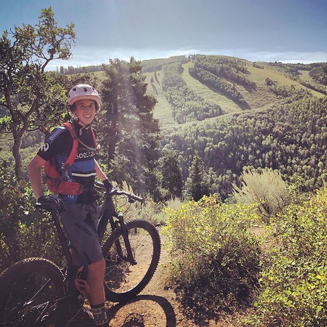masonkmeyer's tweet photo. 20+ miles from Armstrong to Undertow @ PCMR and Deer Valley. No problem for this kid. https://t.co/rk7BpIds7T https://t.co/ZqskOpbKz6