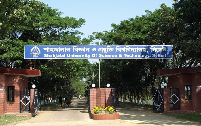 muhammad_mizan's tweet photo. After a long struggle and a relentless movement, the Shahjalal University of Science and Technology (SUST) was established in 1986. The only university of its kind at that time, it started it's career on the 1st Phalgun(13th of February 1991 https://t.co/rcUmzCoTUi