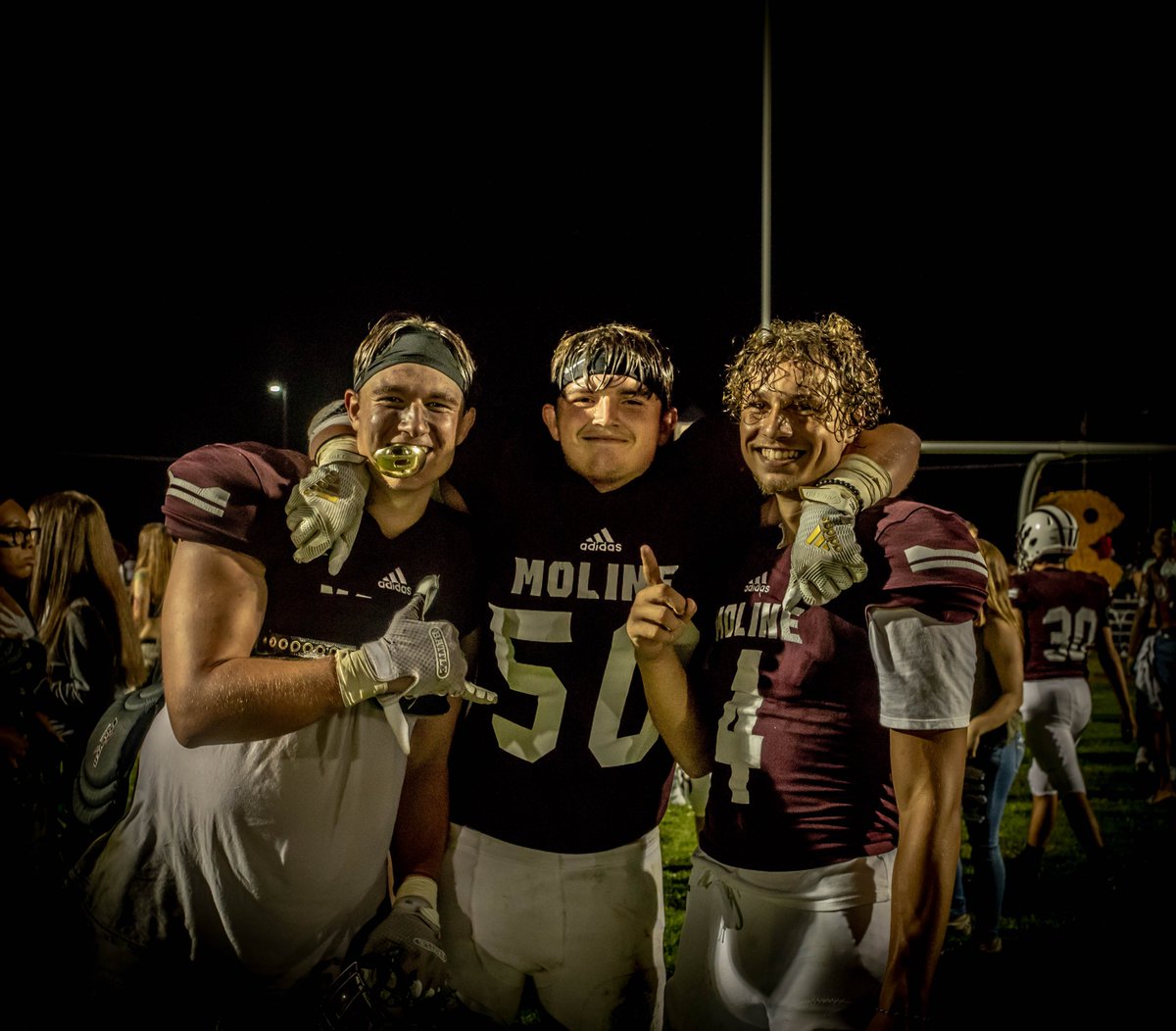 KMorrissey77's tweet photo. More Pictures coming soon from Homecoming! #MolineFootball #Totaleffort https://t.co/NnHKGYJKh7