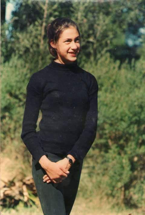 LA POLICIA LA MATO POR DIVERSIÓN 

 En Febrero de 2001 en Miramar, donde vivía, Natalia Melmann, de 16 años,es secuestrada. La torturan y violan. Su cuerpo presentaba lesiones de: quemaduras de cigarillos, semen de al menos 5 hombres diferentes (3 de ellos POLICIAS). Cuando se