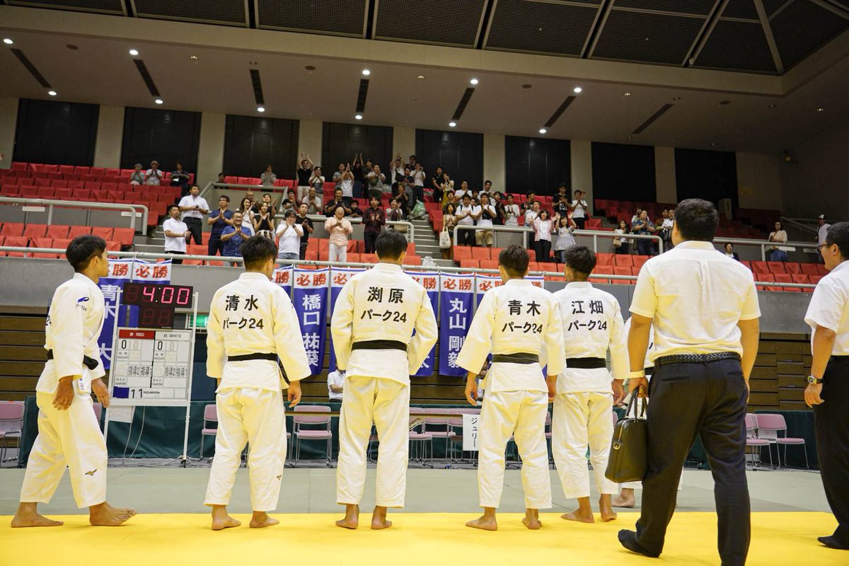 aokibigger's tweet photo. ブレない柔道
ブレない取り組み
ブレない隅返し

#3B
#3連覇 
#全日本実業団個人 https://t.co/N6SFqlDgmn