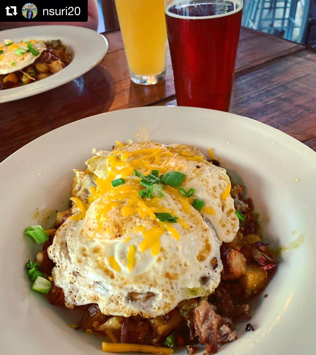 #Repost <a href="/nsuri20/">♛Natasha</a>
・・・
#brisket hash and a cold brew from <a href="/unclebillys/">Uncle Billy's</a> for #brunch today! 🍻🥔🧀🥚🍳🍴🍽🍺 #atxsundaybrunch 
•
#austin #texas #atx #austintx #austintexas #foodie #atxeats #eatatx #austineats #eatatx #eateraustin #austineater #eateratx #dostuff #do512 #nom #eater