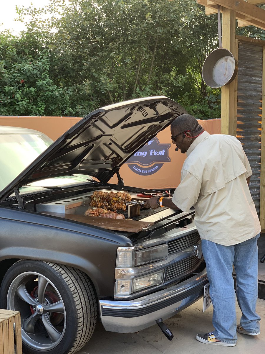 nicktinkercc's tweet image. Had an amazing day at @wingfestuk Manchester! @wingmanschicken got our vote. Best buffalo wings I’ve ever had.