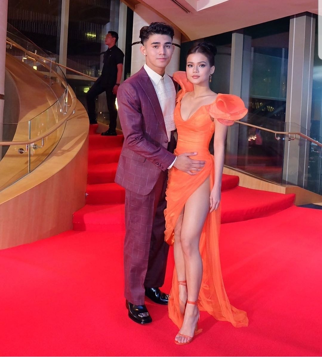 MINHO2918's tweet photo. Good morning @InigoDPascual @MissMarisRacal sana Talaga nakatayo kayo Post mo sa IG MO mars Kita Talaga ung ganda ng look mo..ung pag kaayos ng buong look
ohh diba @ryujishiomitsu
@paulxsese
hit like dissssss Photo

https://t.co/0phRiy0vjV https://t.co/ROtzo0uPbR
