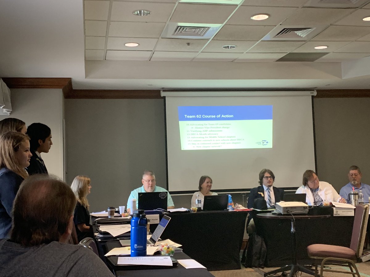 Florida DECA District 10 tweet media