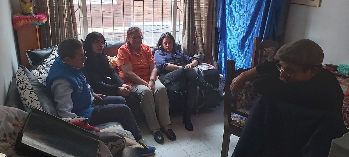 Hector_Ochoa54's tweet photo. Seguimos hablando con la comunidad de nuestra gestión y nuestras propuestas #hechosconochoa #lafuerzaquenosune #conmiguelparquessindrogas, desde la JAL impulsaremos el empleo, el emprendimiento y la formalización, #86 A LA JAL, vote MIRA, vote Hector  Ochoa @Fabian_Puentess https://t.co/Vtjlwb8aM3