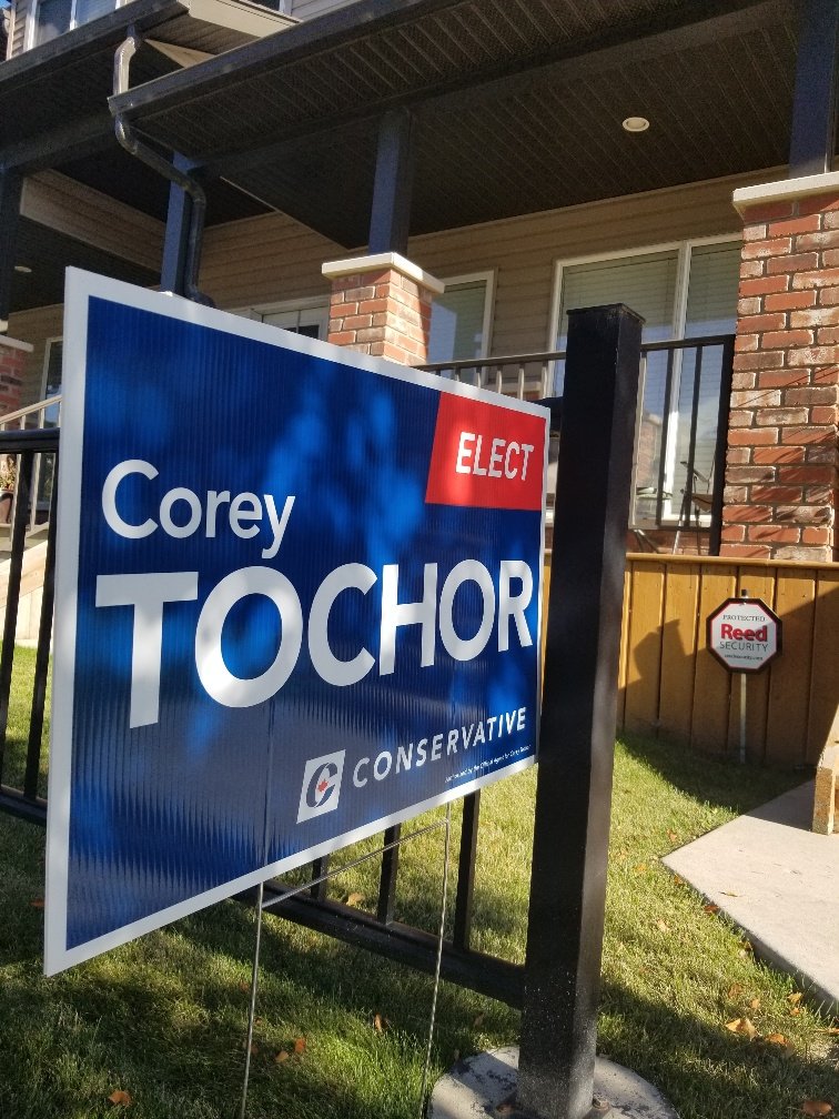 yxeUCons's tweet photo. If you support Corey Tochor, please consider displaying a lawn sign. To request a sign: https://t.co/ka6bgLMWZq https://t.co/YE1VrHomeI