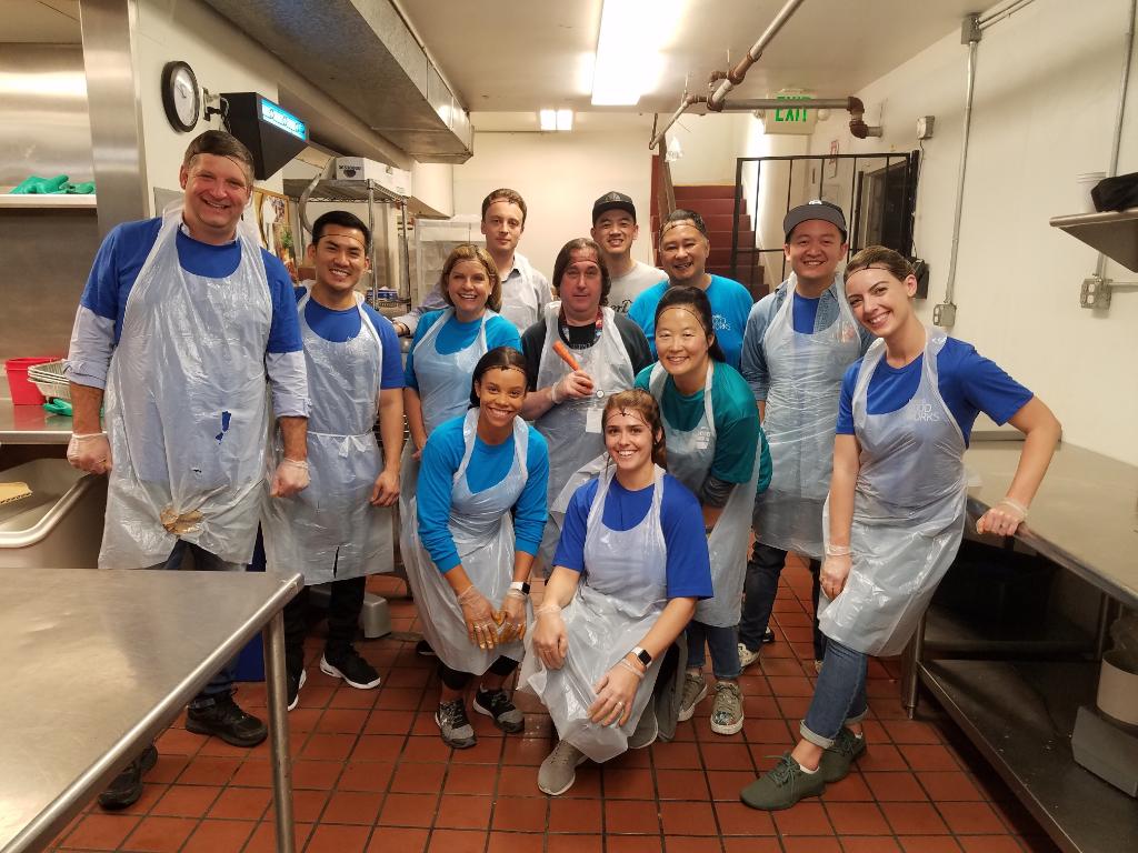 NasdaqExchange's tweet photo. From the Windy City to #SF – Our employee volunteers participating in @911day. Here we are at @GLIDEsf and #Chicago @FoodDepository helping those at risk of hunger. #NasdaqGoodWorks #GlobalGoals #911day https://t.co/4PDdzqsUUA