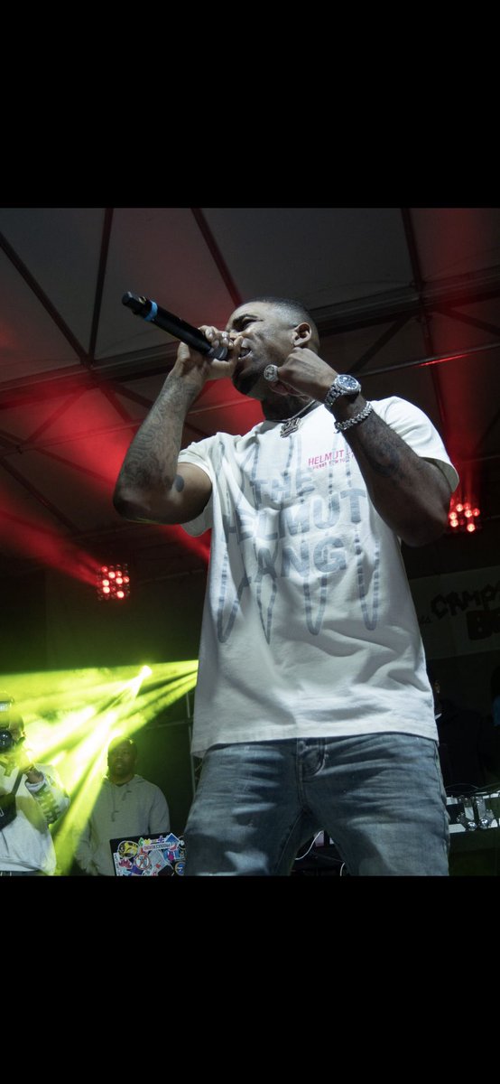 Power92Chicago's tweet photo. If you weren’t at the #campsmokeybearfestival you definitely should have been! #chicagoartists performing on a stage just for them 💯 #chicagovendors #Chicagofood #chicagoculture #Valee #queenkey #elhitta #zmoney #happybirthdaycalvin #kiddkenn #Riomac
#Solothedweeb
#Thehxliday https://t.co/S7QjKM1JIV