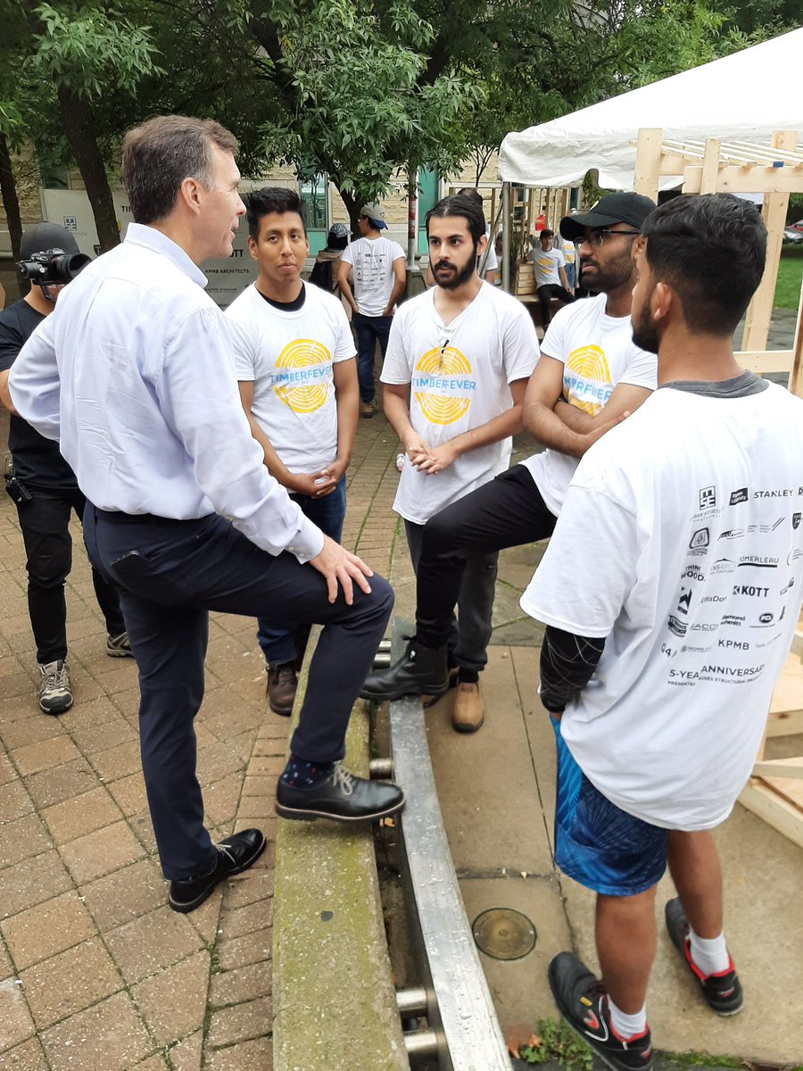 MYorke27's tweet photo. Wow, great to see @Bill_Morneau drop by #timberfever2019 @timberfever at Ryerson to say hello to students in architecture &amp; engineering from universities across Canada! Also spoke with @mosesstructures &amp; the Judging team! #Collaboration #NextGen #infrastructure https://t.co/YiQ1Lr3VUy