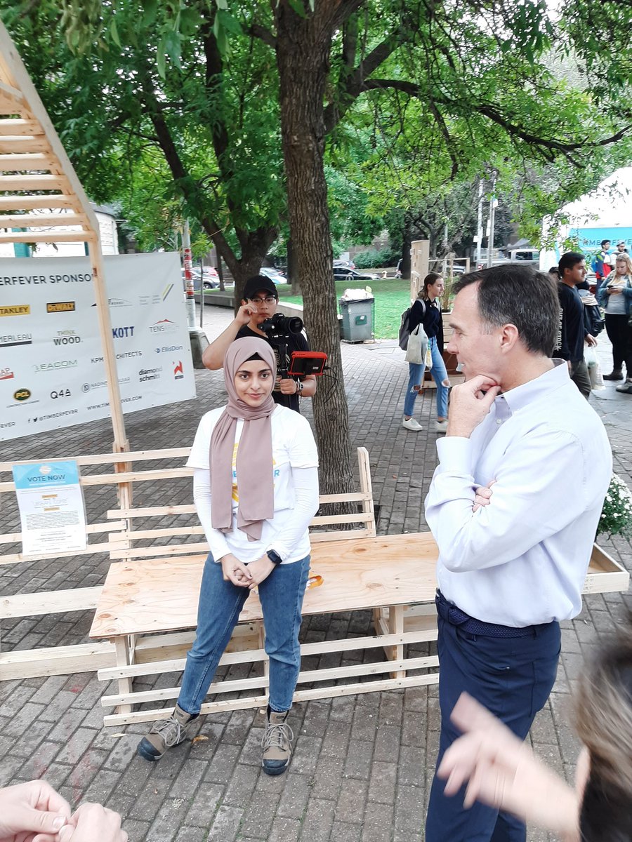 MYorke27's tweet photo. Wow, great to see @Bill_Morneau drop by #timberfever2019 @timberfever at Ryerson to say hello to students in architecture &amp; engineering from universities across Canada! Also spoke with @mosesstructures &amp; the Judging team! #Collaboration #NextGen #infrastructure https://t.co/YiQ1Lr3VUy