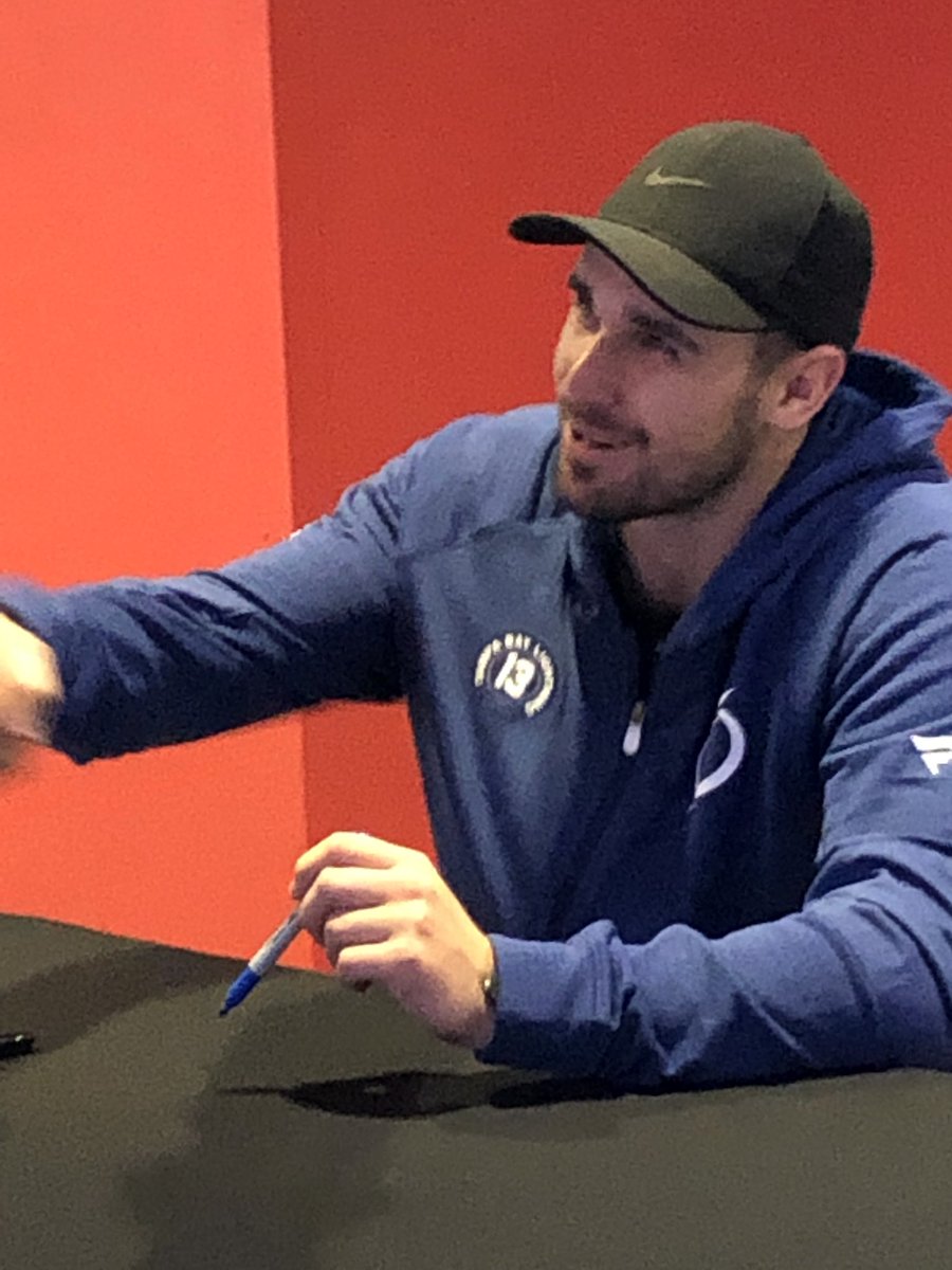 seaghost78's tweet photo. More Bolts at the autograph tables #BoltsFanFest https://t.co/wtJErKJqUc
