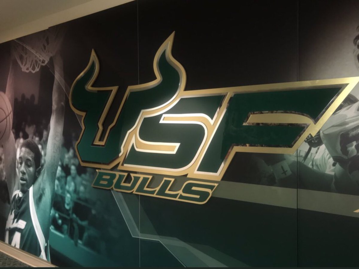 nathanfarrelll's tweet photo. Thank you to the USF coaching staff for an awesome official visit! @USFXCTF @flrunners 💚🤘🏼 https://t.co/LLf8IVsqeS
