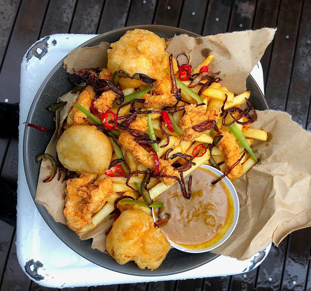 chickenandsons's tweet photo. Today is the day!

Best spice bag in Sydney is upon us!
🧳🌶🧳🌶🧳🌶🧳🌶🧳🌶🧳🌶

You know the deal!

Chicken balls, strips and the rest of it!

Boom!

12-9pm Chicken &amp; Sons, Surry Hills

381 Crown st 
Surry Hills https://t.co/aBMB9E3gPn