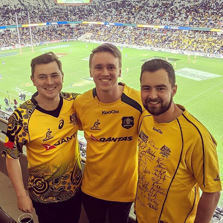 The #RWC2019 count down is on!

Want to win a signed #Wallabies jersey? This Friday don your GOLD and show your support ahead of our opening clash against Fiji!

#GoldFriday #TeamRugby #AUSvFJI

T&amp;Cs apply: bit.ly/GBFan-TsCs