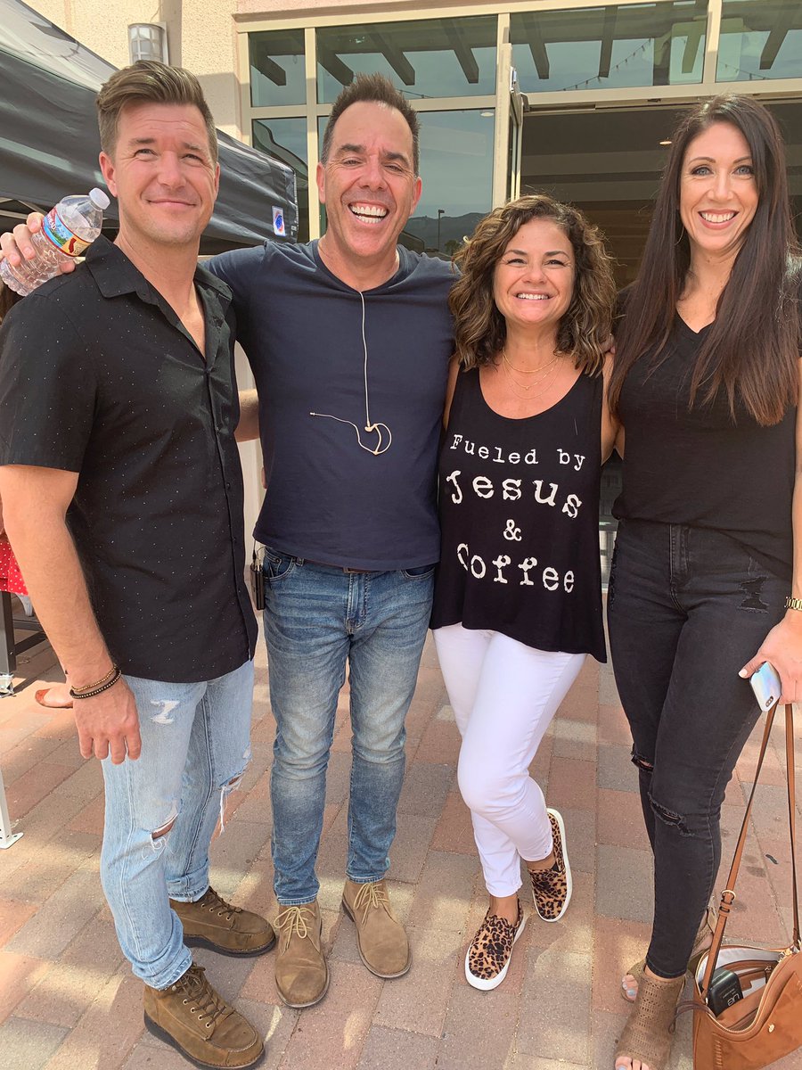 chrissonksen's tweet photo. Great day @southhillscorona campus.  Extra bonus @bryonbos and @mariahlangford was in the house leading worship. https://t.co/a1L8nHgDWP