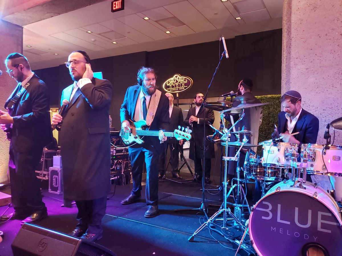 Azamrah Choir (@azamrahchoir) on Twitter photo Wedding tonight was on 🔥🔥
📍@BellWorksNJ
🎶<a href="/BlueMelodyGroup/">BlueMelody</a>
🎙<a href="/LipaSchmeltzer/">Lipa Schmeltzer</a>
🎤<a href="/AzamrahChoir/">Azamrah Choir</a>
🎚<a href="/sceventsinc/">SC EVENTS</a>
.
.
.
#wedding #jewishmusic #boysinblue #lipa #azamrah #liit Wedding tonight was on 🔥🔥
📍@BellWorksNJ
🎶<a href="/BlueMelodyGroup/">BlueMelody</a>
🎙<a href="/LipaSchmeltzer/">Lipa Schmeltzer</a>
🎤<a href="/AzamrahChoir/">Azamrah Choir</a>
🎚<a href="/sceventsinc/">SC EVENTS</a>
.
.
.
#wedding #jewishmusic #boysinblue #lipa #azamrah #liit