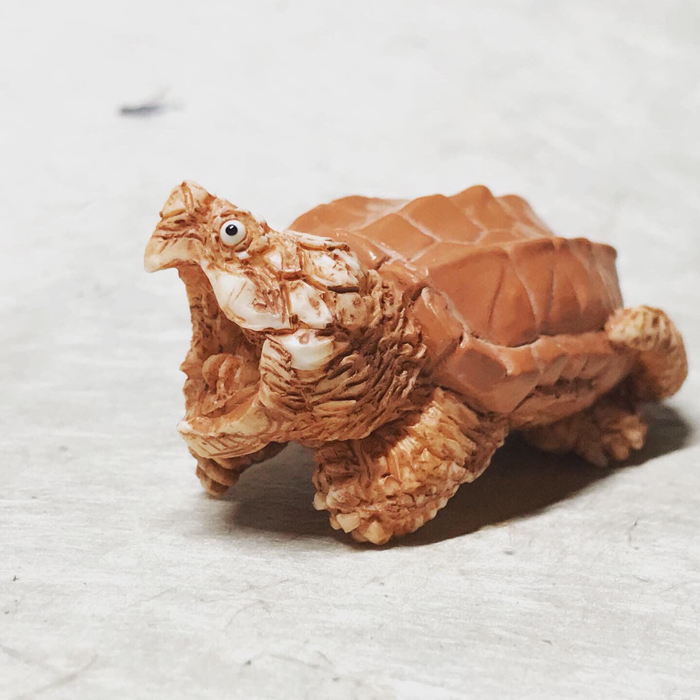 彩色版狛犬根付ストラップ（新年の爽） - アクアプラント