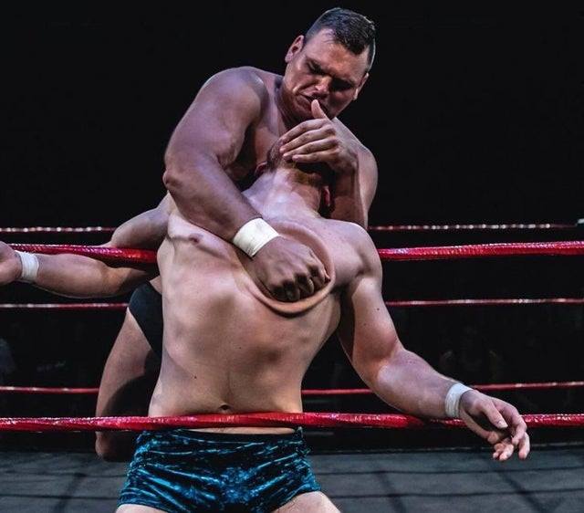 hypnic__jerk's tweet image. I may allegedly have seen some of these on the merch table at #Chapter95 tonight. Hilarious if true.