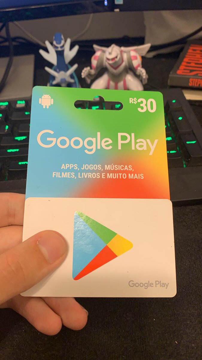 ⚠️⚠️SORTEIO DE UM GIFT CARD⚠️⚠️

Requisitos para participação:

- FAV e RT;
- Marcar 3 amigos (Não vale famosos e nem perfis fakes); 
- Seguir os perfis @TheGodDarkray
E <a href="/AninhaRoyale/">aninha 🇧🇷</a>. 

O resultado sairá dia 21/09/2019.

BOA SORTE!!! ☘🍀