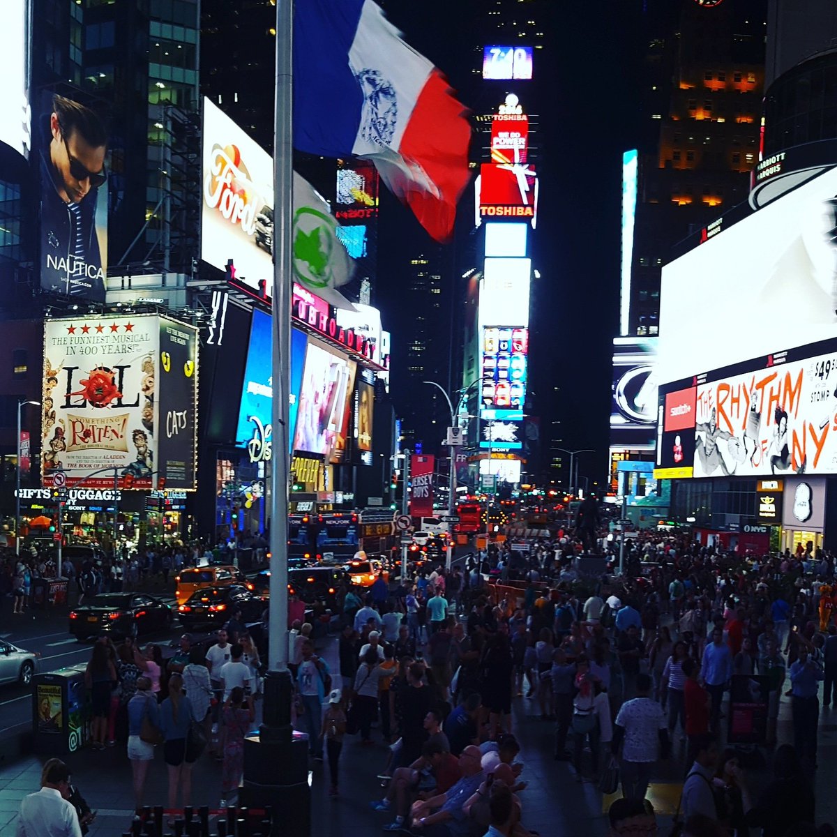 havensend's tweet photo. NYC! #havensend #music #NYC #NewYork #musiclife #newmusic #rockon #NowPlaying #ListenLive #Listening #love #potd #positivevibes #picture #pictureoftheday #OnAir #one https://t.co/gXhsekRrsp