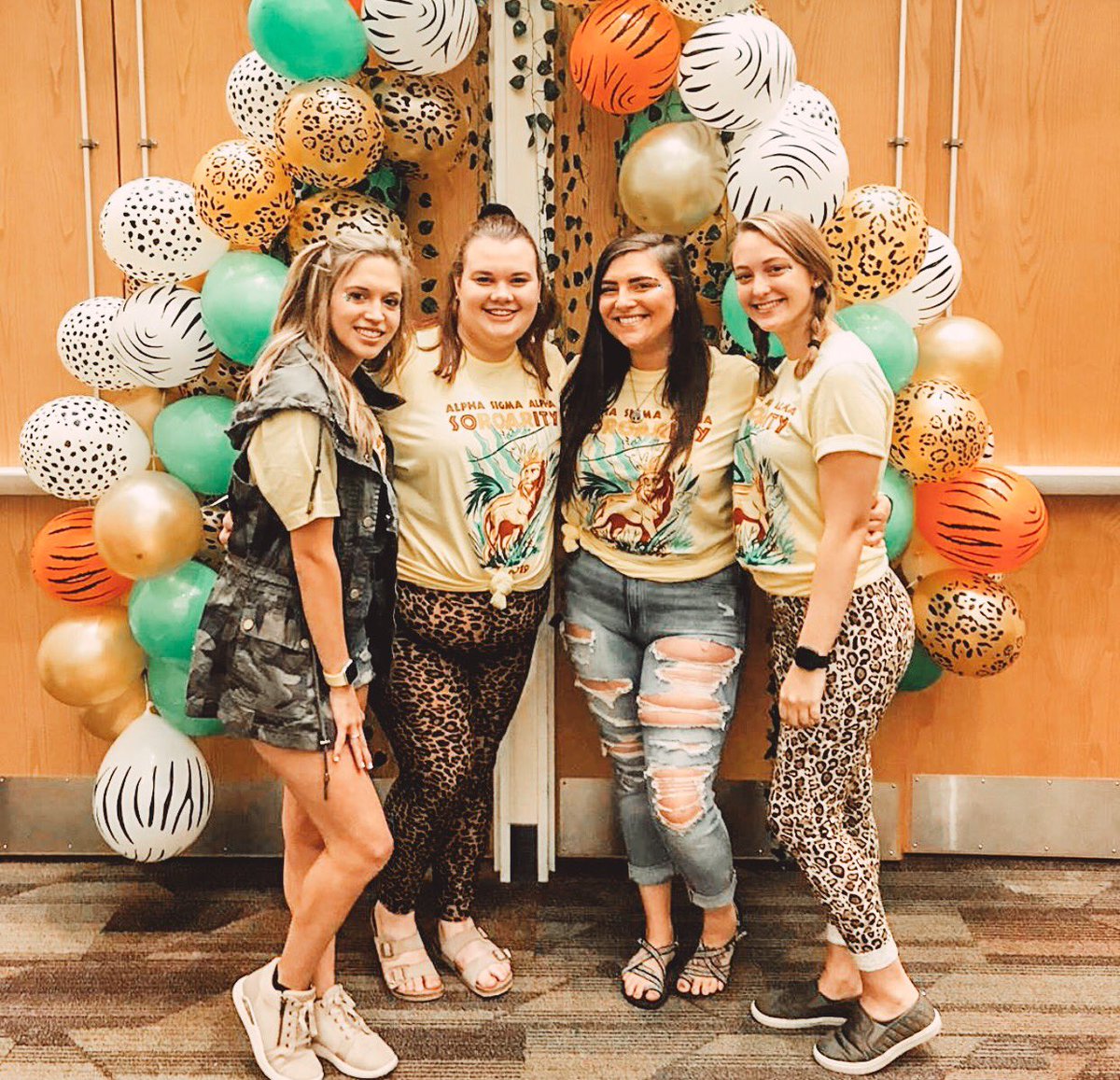 clestatenpc's tweet image. ✭BID DAY IS THE BEST DAY!! ✭