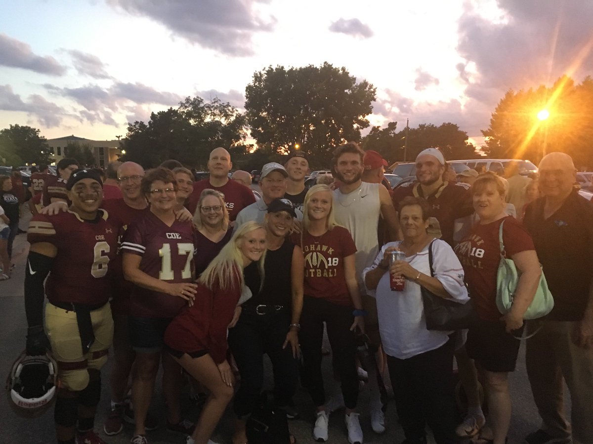 mrwave2001's tweet photo. Great win for ⁦@KohawksFootball⁩ today. Big win over Cornell 38-0 These are my people! #20inarow https://t.co/eUTdve7gLX