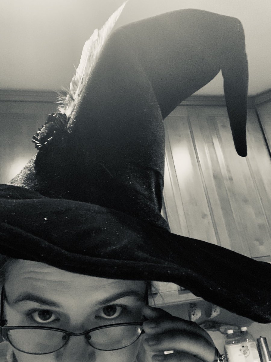 PhillyGameGirl's tweet photo. Find Professor McGonagall at #nycc19 on Sunday, she'll have the magic sorting hat! #harrypotter #cosplay #GetSorted https://t.co/NdOHuOChcZ