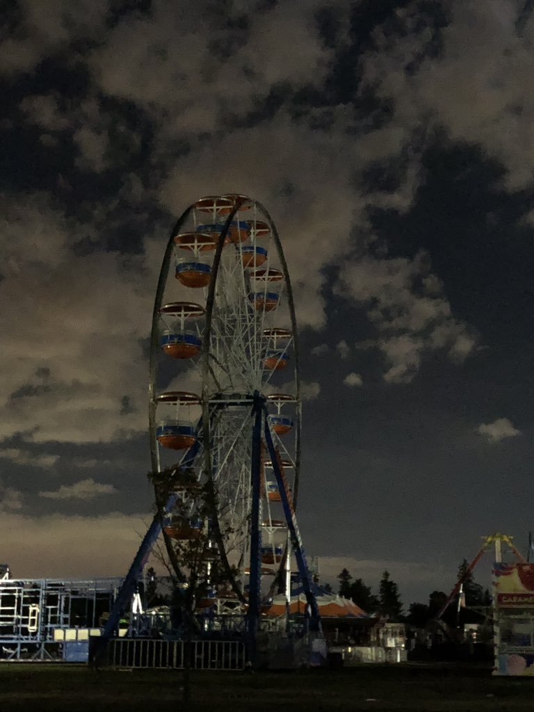 And just like that, another <a href="/BramptonFair/">Brampton Fall Fair</a> is in the books! #goodnight #seeyounextyear #FallFairSeason🎡