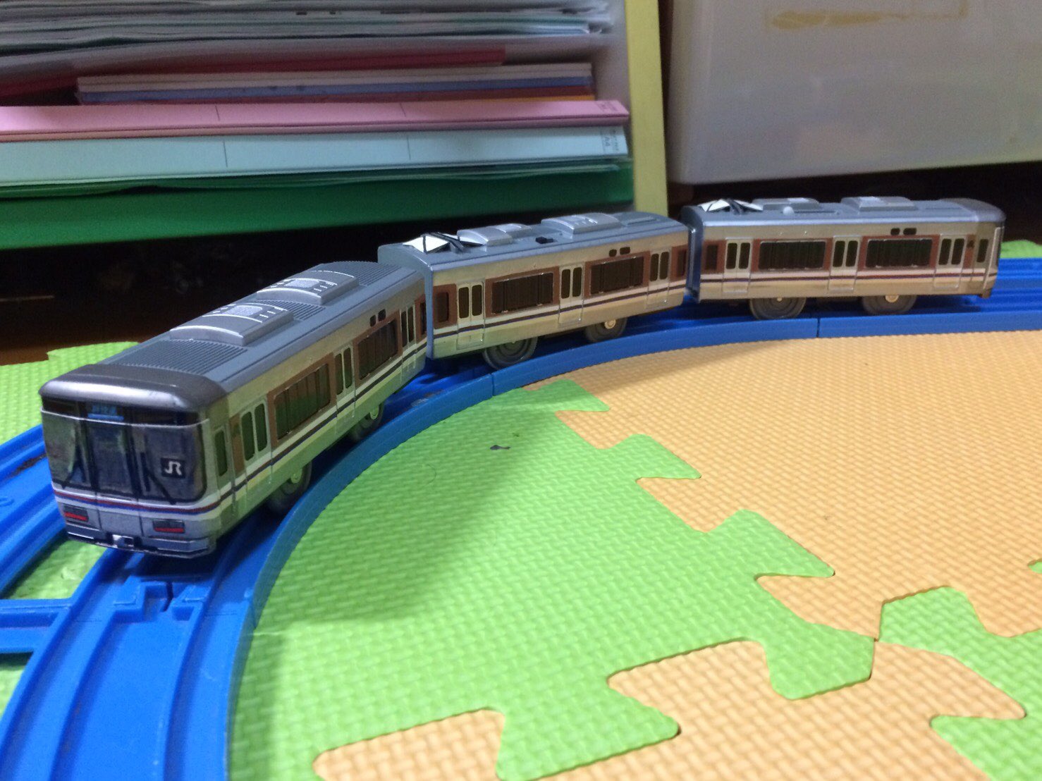 プラレール 限定品】プラレール 223系 2000番台 新快速 中間車 後尾車【廃盤