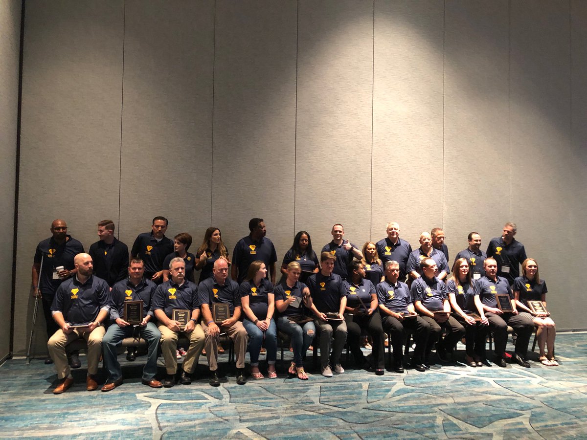 2019 RLC was truly a transformational event! It’s a privilege to be able to work for a company that invests in its people. Thank you @KoladyCVS and <a href="/Skimdit/">Jeffrey Schmidt</a> for hosting a great event! Celebrating div 5.<a href="/EverettMoore10/">Everett Moore</a>⁩!Congrats to Everett for 35 years of purposeful leadership!