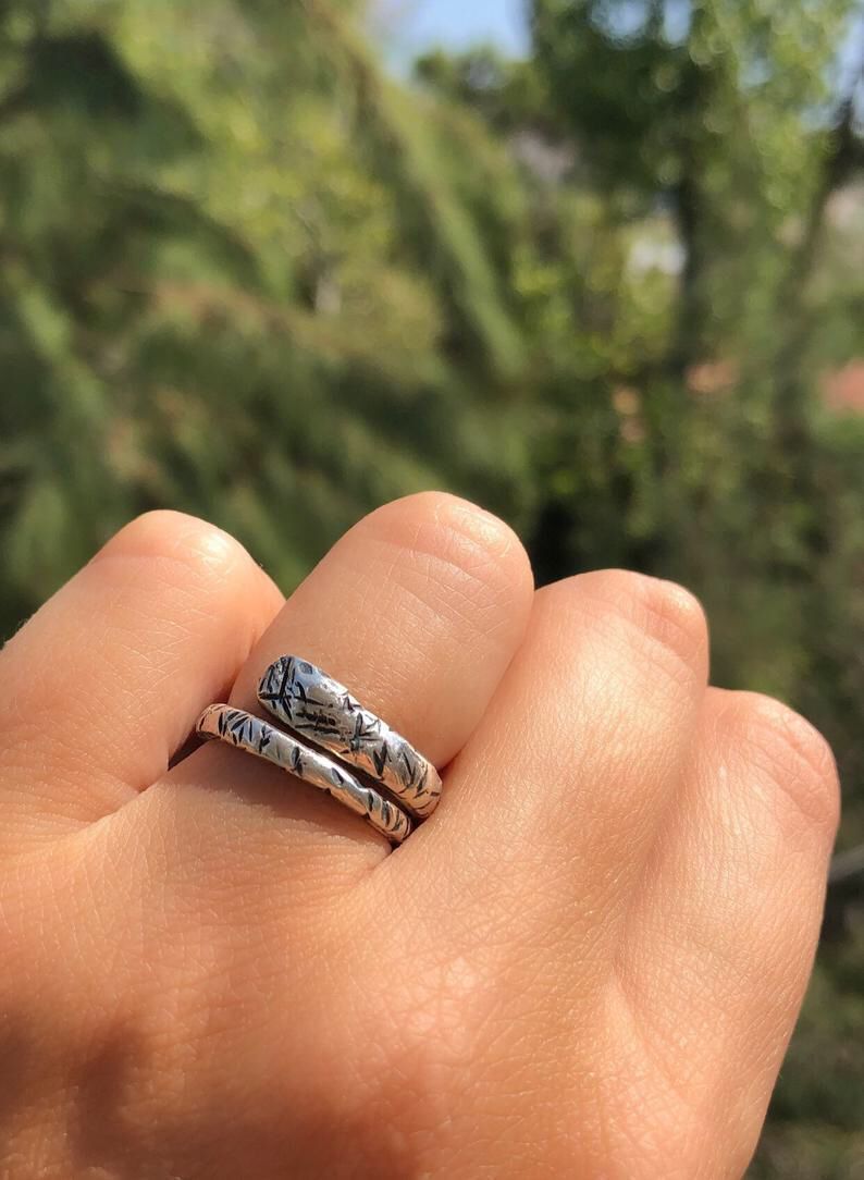 HandMadeLoveGr's tweet photo. Silver ring spiral ring wrap ring silver adjustable ring | Etsy https://t.co/rV99iN8oSW
#spiralring #adjustablering #handmadering #snakering #texturedring #wrapring #silverRing https://t.co/btoGSFpQq9