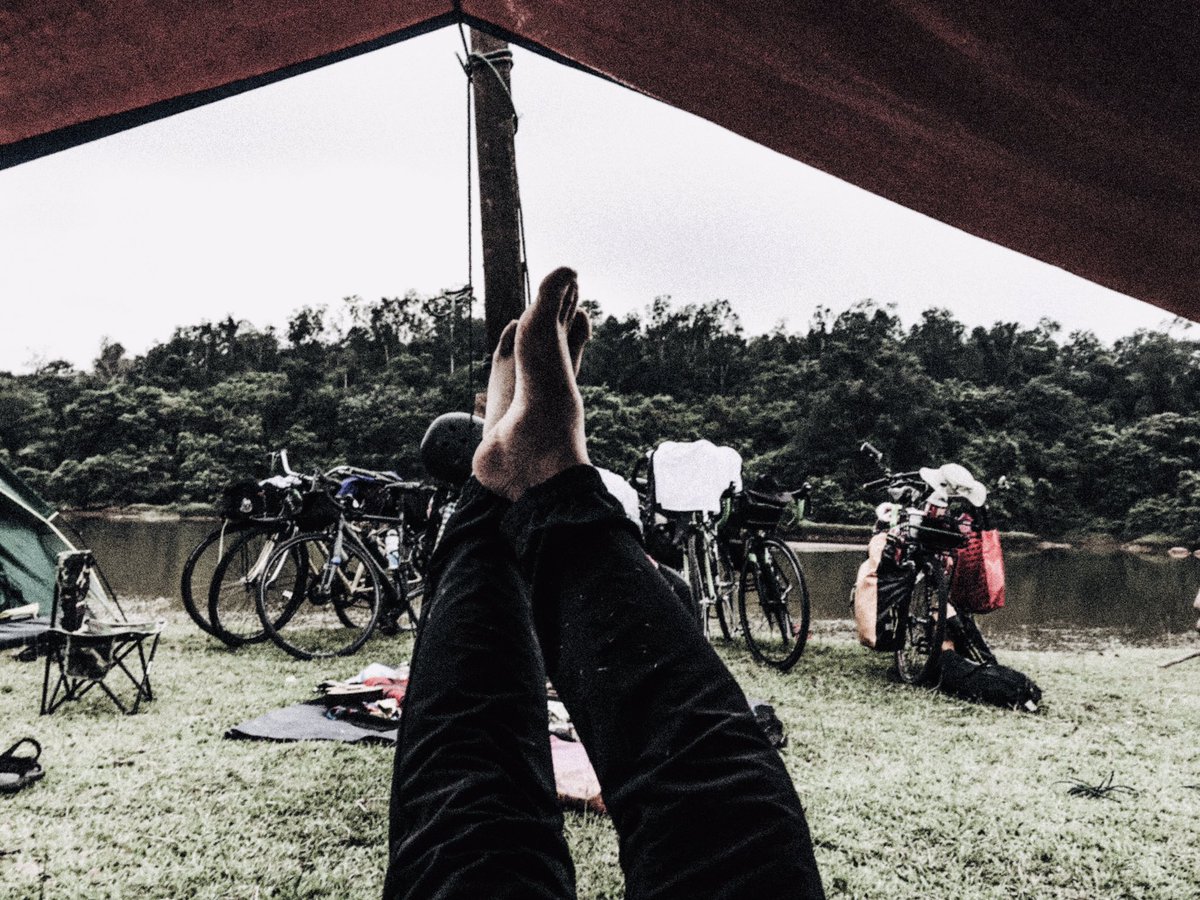 ArifAkarUmbi's tweet photo. Menyusuri Kota kemegahan..
#Bikepacking
#RideForFood
#NeverStopExploring https://t.co/aai7epkXMR