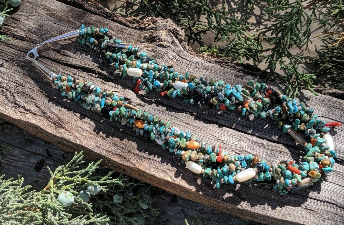 StephaneeHappee's tweet photo. https://t.co/m986U24D3a
#navajojewelry #turquoise #navajo #turquoisejewelry #sterlingsilver #jewelry #newmexico #oneofakind #nativeamerican #din #womensjewelry #sterling #turquoisedesires #native #localbusiness #bohostyle #goodstuff #turquoisetreasures #artlover #expressionart https://t.co/3mLAxouEPx