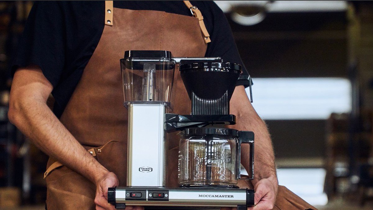 Batch-brewers are seeing a resurgence in popularity.

-
If you have some exceptional single-origin coffees to showcase, a Moccamaster brewer may be the perfect piece of kit for you!
-
espressowarehouse.com/moccamaster/