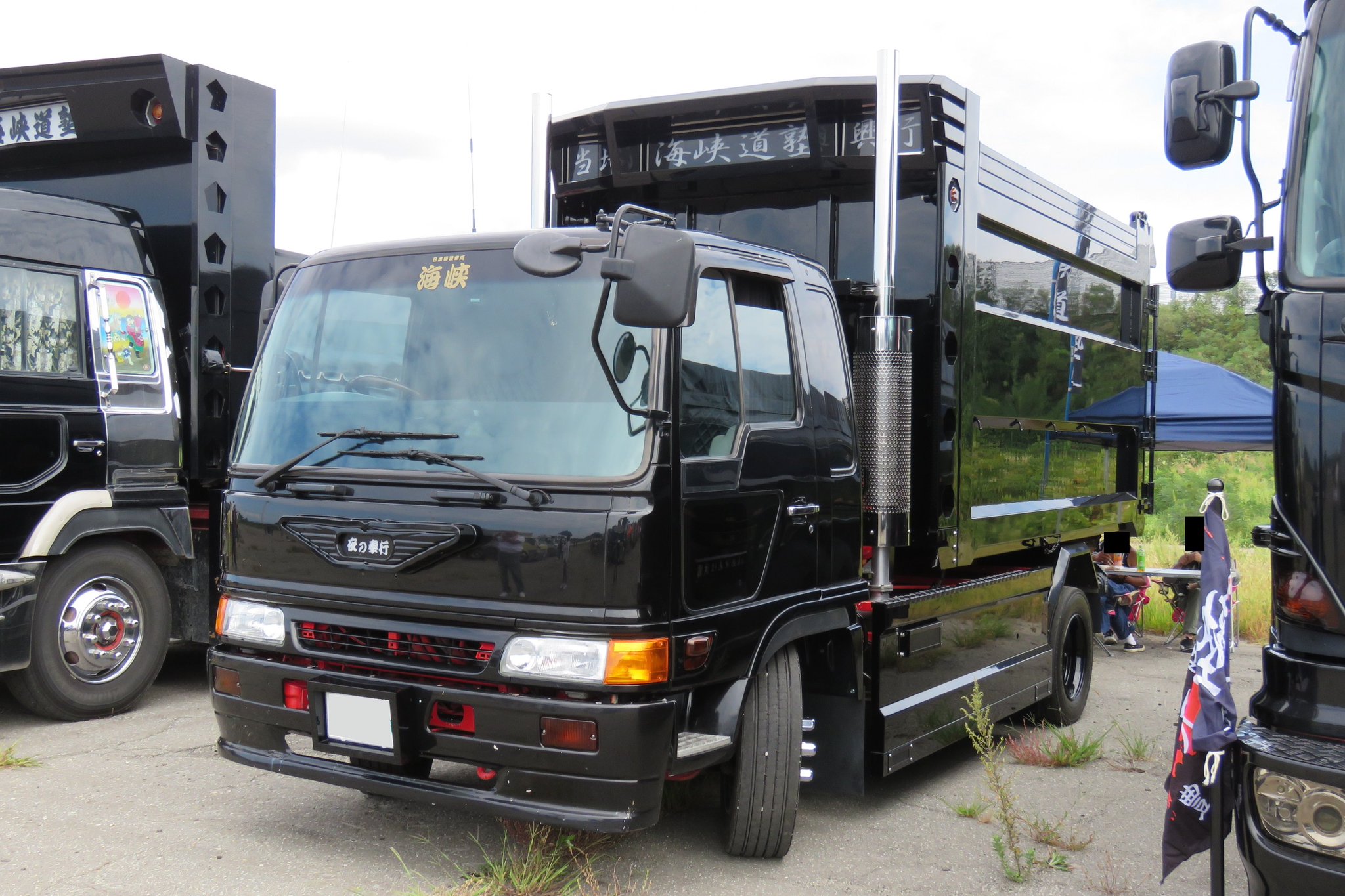 O Xrhsths ちゃる Sto Twitter 黒塗りのダンプがメインの海峡道塾