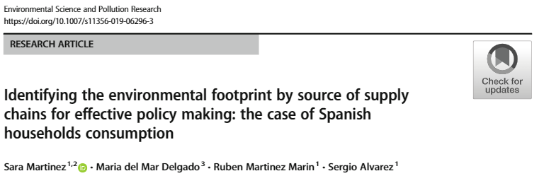 Importante análisis de la #Huellaambiental de los hogares españoles (2006-15). Mucho que aprender para no repetir errores pasados. Interesante ver los avances de 2015 pese al mayor consumo. La clave esta en las decisiones de compra. rdcu.be/bQ7zL